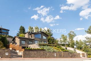 Casa a Bolvir. Unifamiliar a estrenar con vistas panorámicas en bolvir