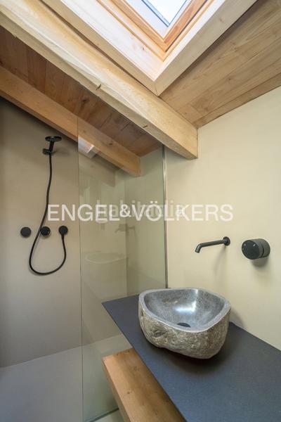 Foto c92e66e6-ff78-4e35-a3cc-550b2e6f8851. Casa cálido hogar a estrenar en la pleta en Ger