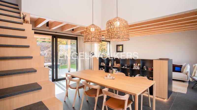 Foto ab1f79c5-7801-491c-88e8-9ca098ce4da8. Casa moderno proyecto de casa con vistas en Das