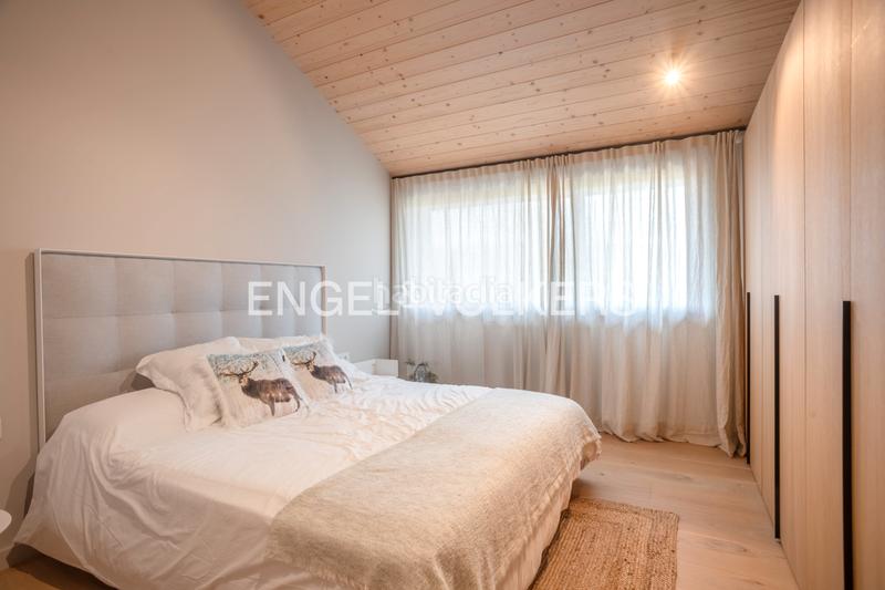 Foto be6d8ed6-bfe9-4849-bb99-4d0b9ad7d56d. Casa moderno proyecto de casa con vistas en Das