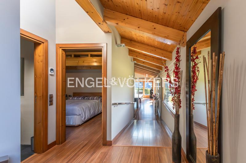 Foto 71f29f59-e9a9-46a9-9a3c-a18becb5d8bd. Casa gran casa en roc foradat en Guils de Cerdanya