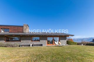 Haus in Guils de Cerdanya. Gran casa en roc foradat