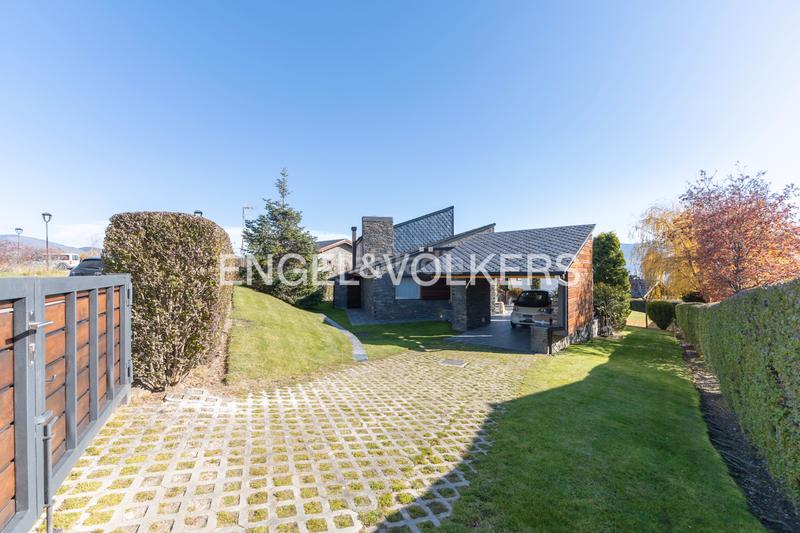 Foto fe8488a4-2d6e-4ed3-9812-0a0bbbd61412. Casa gran casa en roc foradat en Guils de Cerdanya