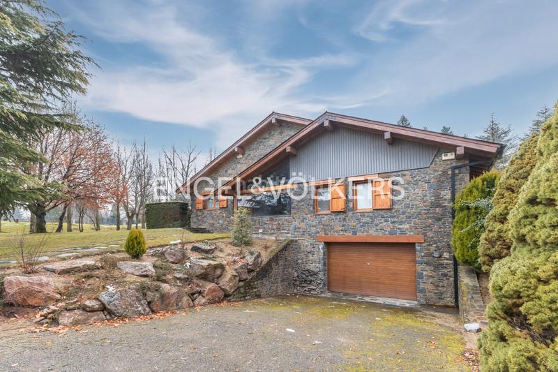 Foto 0e389689-7393-47fd-bc01-f605538fc907. Casa luminosa casa unifamiliar en tartera en Das