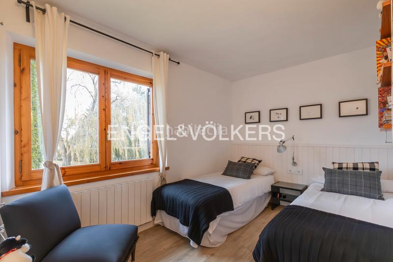 Foto 41d25e7c-cdcf-4155-aec4-d096e64bec92. Casa luminosa casa unifamiliar en tartera en Das
