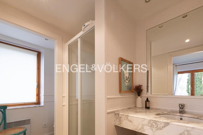 Foto d8afdc36-65bd-481e-bb71-c64a6ffff448. Casa luminosa casa unifamiliar en tartera en Das