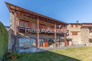 Casa a Guils de Cerdanya. Clida y luminosa casa en saneja