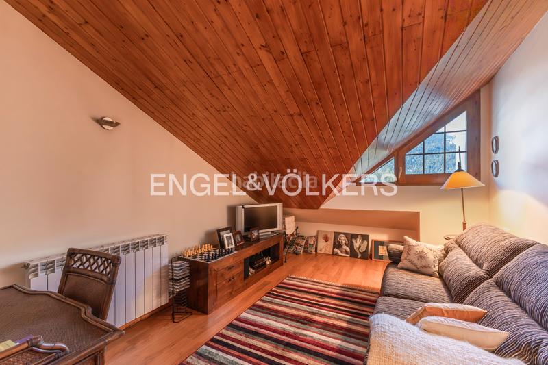 Foto 1ad0d454-fb1e-42de-998e-54cd09637009. Duplex con camino riscaldamento parcheggio in Molina (La)