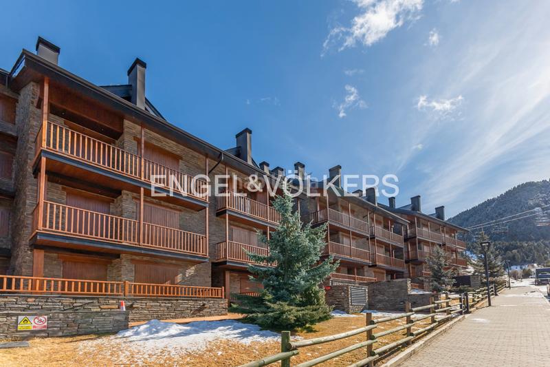 Foto 2dff451d-b900-4213-9761-2698d80beba9. Duplex con camino riscaldamento parcheggio in Molina (La)