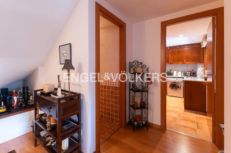 Foto 97c0382b-fcdf-4789-bb21-54225d1fe4f9. Duplex con camino riscaldamento parcheggio in Molina (La)