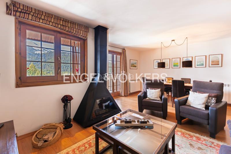 Foto a4d29d09-bad6-4512-abe0-9ad07a508606. Duplex con camino riscaldamento parcheggio in Molina (La)