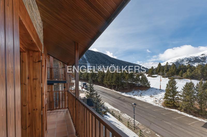 Foto ec3c346c-9ec4-4cbe-a546-80168877e315. Duplex con camino riscaldamento parcheggio in Molina (La)