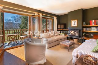 Casa adossada a Guils de Cerdanya. Soleada casa adosada con vistas en st. martí d'aravó