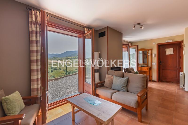 Foto 32617a9f-bf37-4225-9c10-6554b96d9c53. Casa  con vistas panorámicas en montellà en Montellà i Martinet