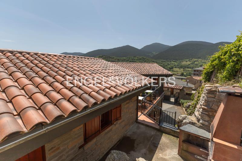 Foto 936c9f01-a216-4472-b77d-c1a2a7ecdc30. Casa  con vistas panorámicas en montellà en Montellà i Martinet