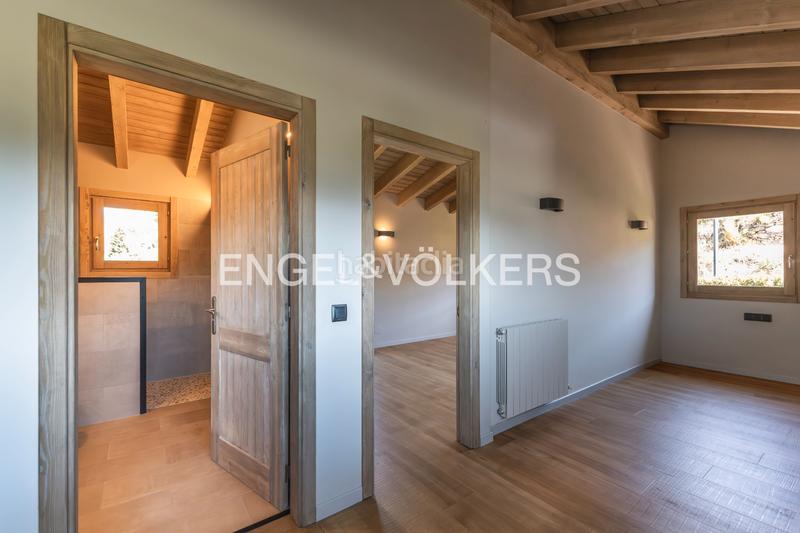Foto cd0e62c5-5b78-4add-9cb5-122769b5043d. Casa amplia y luminosa casa con vistas al cadí en Prullans