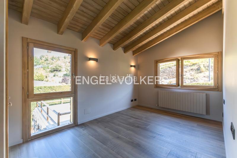 Foto e96aa981-1d4b-44cf-9890-5b2eb68e84b8. Casa amplia y luminosa casa con vistas al cadí en Prullans
