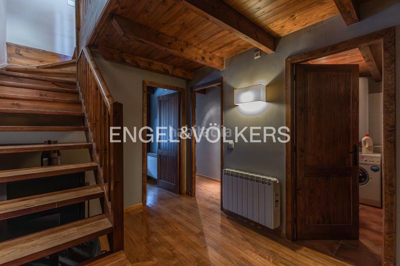 Foto 7fe55150-d7d7-487f-9e7e-b5058fa526de. Casa adossada amb xemeneia calefacció aparcament piscina a Guils de Cerdanya