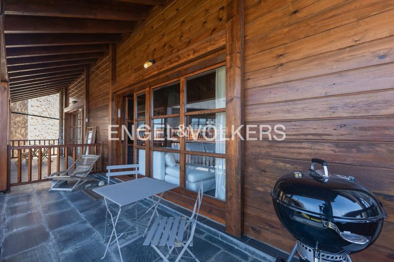 Foto a7187040-82d5-4c4a-a974-74a36d3122c0. Casa adossada amb xemeneia calefacció aparcament piscina a Guils de Cerdanya