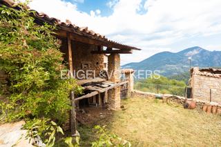 Fondo rustico in Montellà i Martinet. Borda a rehabilitar en estana