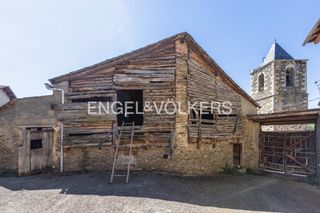 Mas à Ger. Masia a reformar en 3 casas