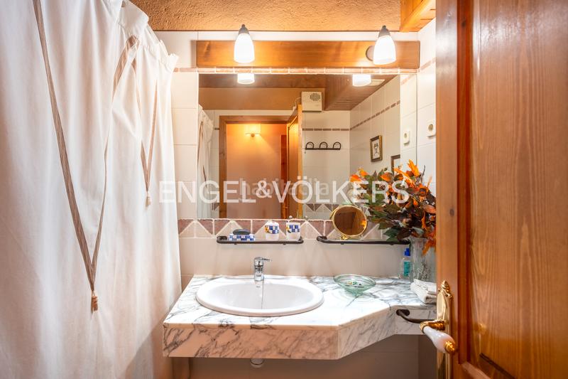 Foto 0d7224bd-3833-4c38-a96d-afc3a6e3c829. Doppelhaus mit kamin heizung parking in Fontanals de Cerdanya