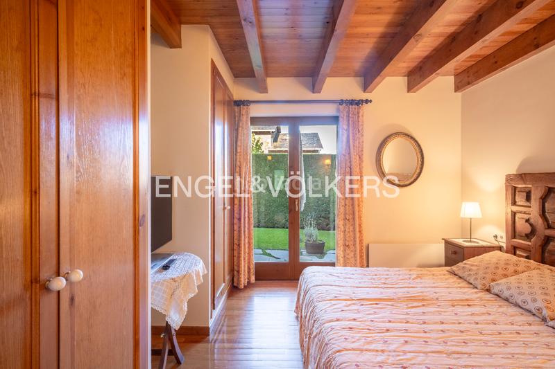 Foto bb0d0be3-f881-4d5d-9321-4305fdacd505. Doppelhaus mit kamin heizung parking in Fontanals de Cerdanya