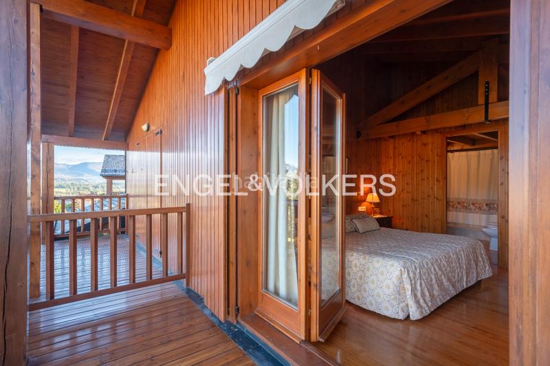 Foto e74c4445-87a9-404b-b4e3-ff58b6d7bf41. Doppelhaus mit kamin heizung parking in Fontanals de Cerdanya