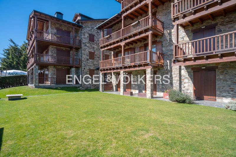 Foto 45679d23-06bd-4a31-92fa-8d27cd33dd18. Appartement mit kamin heizung parking pool in Puigcerdà