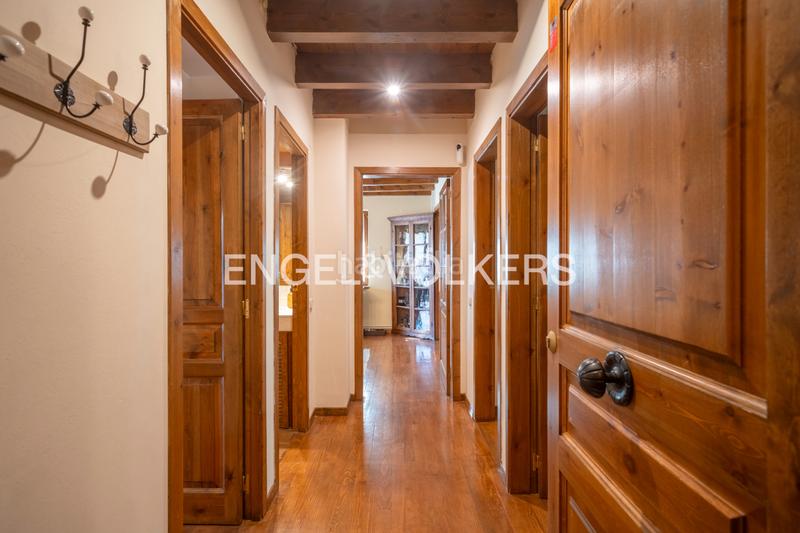 Foto 4b92c4eb-f7c2-4a73-a861-f2b9f2310fba. Appartement mit kamin heizung parking pool in Puigcerdà