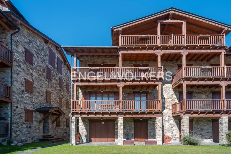 Foto 568ee562-8960-4cc0-b677-7784948b045d. Appartement mit kamin heizung parking pool in Puigcerdà