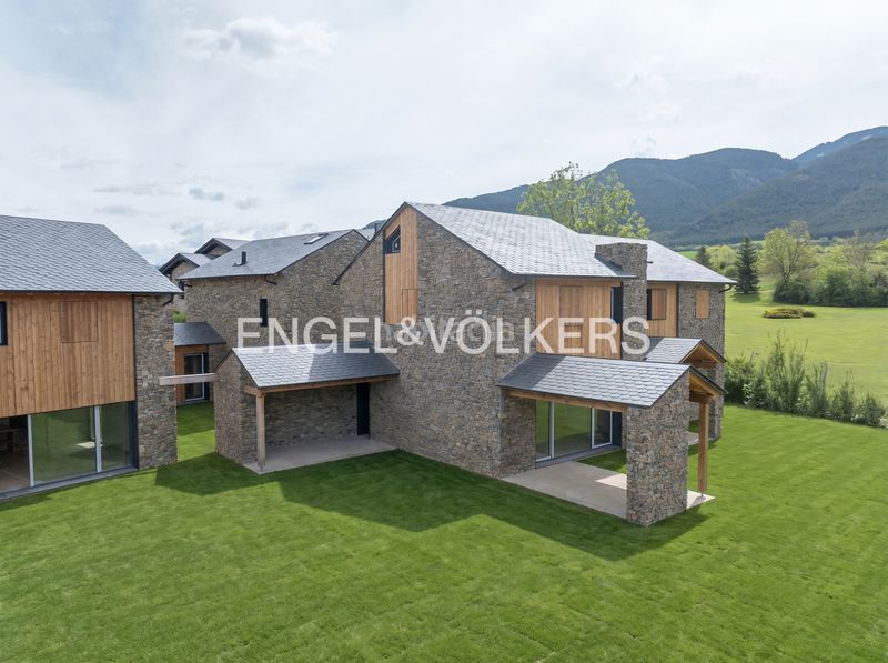Foto da7bf442-3ca6-4661-9fbe-399aa2cd058d. Casa a camí de tartera 3 a Das