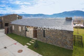 Affitto Casa in Ger. Encantadora casa nueva en pleta de ger