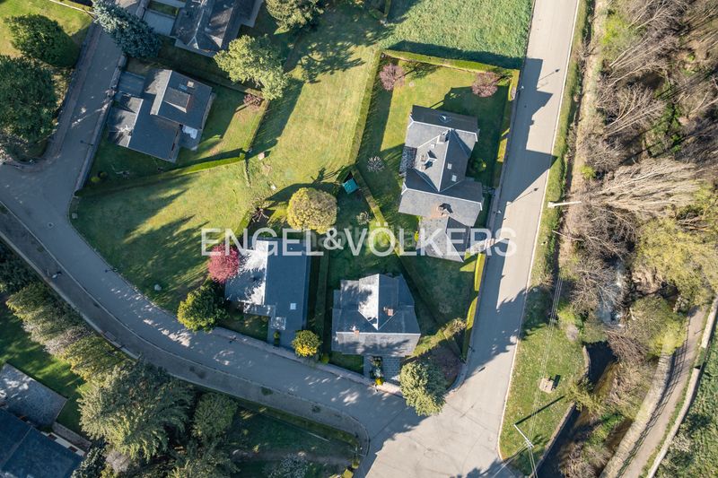 Foto ce2b4d35-536a-4505-9fd5-885c48c0d619. Casa a n-154 52 a Llívia