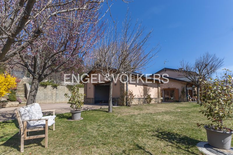 Foto b041b386-f6c7-438e-bfaf-f6653f6bee9e. Casa a carrer dels vignals 33 a Estavar