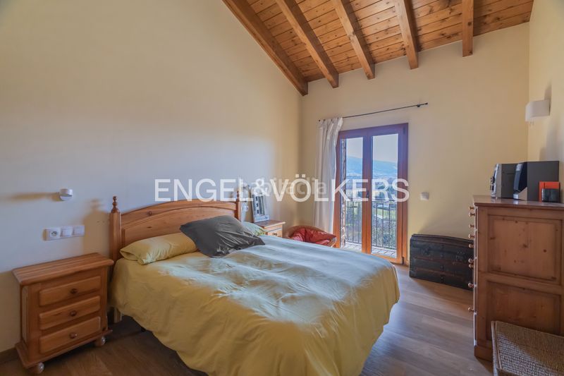 Foto d14c3698-0741-41ba-b423-e9b87f2ae434. Casa a carrer dels vignals 33 a Estavar