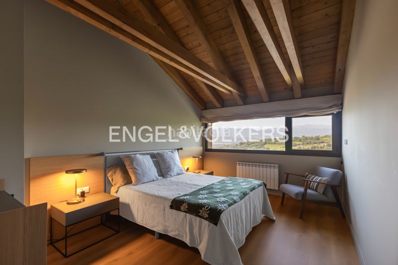 Foto 633f505b-e1f3-43c5-81fa-b57b02535a95. Casa a n/a a Ger