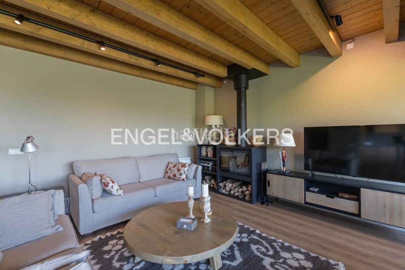 Foto eb8475f2-cdab-426d-a8d3-dcbdeae3469d. Casa a n/a a Ger