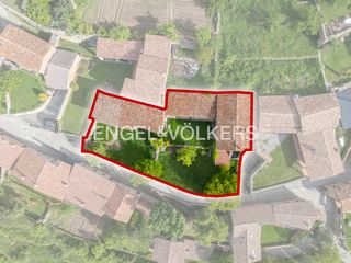 Casa a Carrer pau 21. Masía rehabilitada con jardín y vistas en montellà