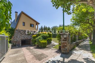 Casa  Urbanització deulofeu 18. Gran casa sobre 2 parcelas en puigcerdà