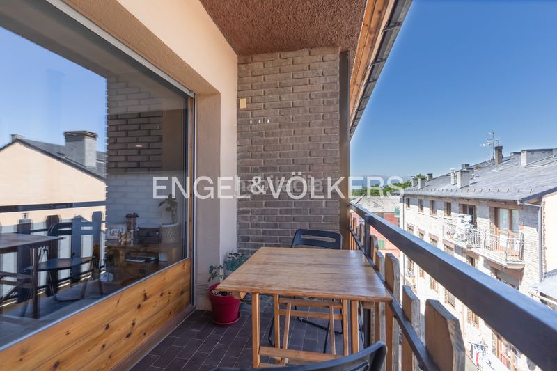 Foto 1cf64291-968f-4466-a007-86bd59dc032e. Apartament amb calefacció piscina a Puigcerdà