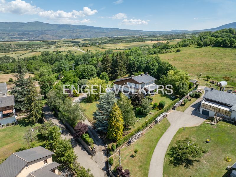 Foto d8458aa9-e1bc-4bd3-8f59-d78054b22c77. Casa a impasse saint-joseph 2 a Osseja