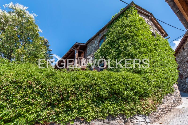 Foto 40a901e3-b299-447a-a72a-c012790a02a6. Casa encantadora casa rústica en pueblo de montaña - en Meranges