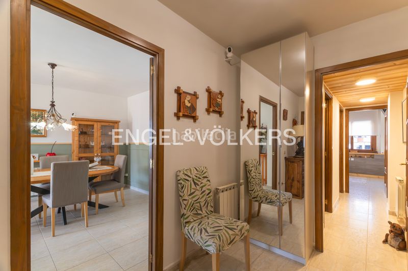 Foto 4f46fc4b-bef3-4767-a3e2-0d1089696b7f. Apartament a carrer alfons i 42 a Puigcerdà