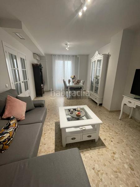 Foto a1f347e4-fde9-475c-8b74-6f8be41974c9. Casa a Centro Utrera