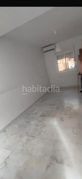 Foto 658738fa-2056-42d8-9663-00595d4b2766. Casa adosada  en Las Torres - Constelaciones Utrera