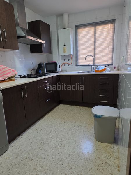 Foto 8530349d-a6e2-401b-bf34-b35e6cb0c271. Piso  en Estación - La Fontanilla - El Tinte Utrera