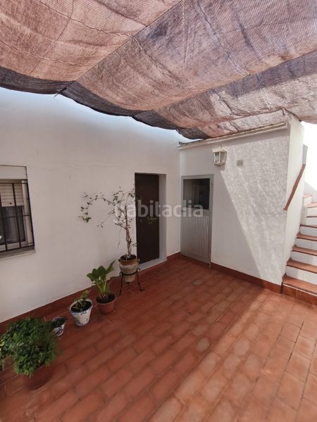Foto 4f567b38-f2f4-4dba-a36c-9f003932cab9. Casa adossada a Centro Utrera