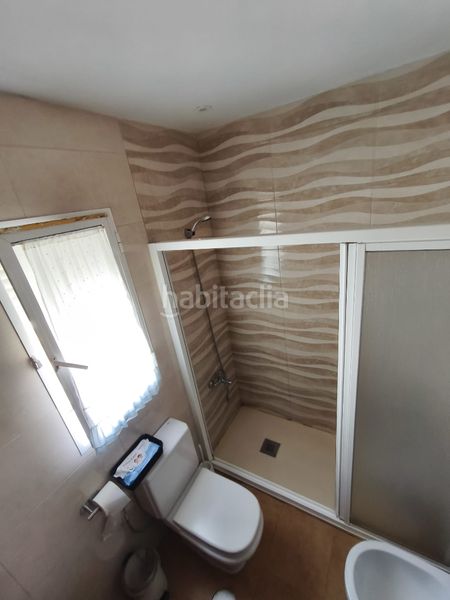 Foto 528e6ff5-79c7-4908-9dd5-e0c0ba2c7e48. Casa adossada a Centro Utrera