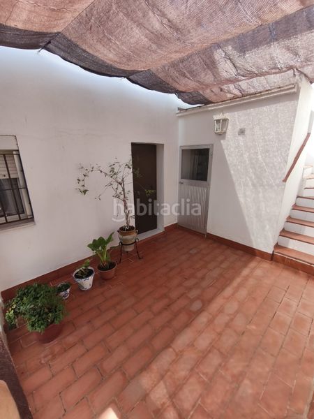 Foto c6ac9735-917c-43c2-8bdc-b064678605a1. Casa adossada a Centro Utrera